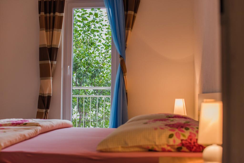 Apartment Grabovac Kaštela Стая снимка