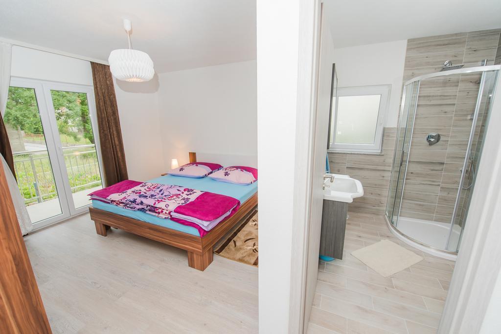 Apartment Grabovac Kaštela Стая снимка