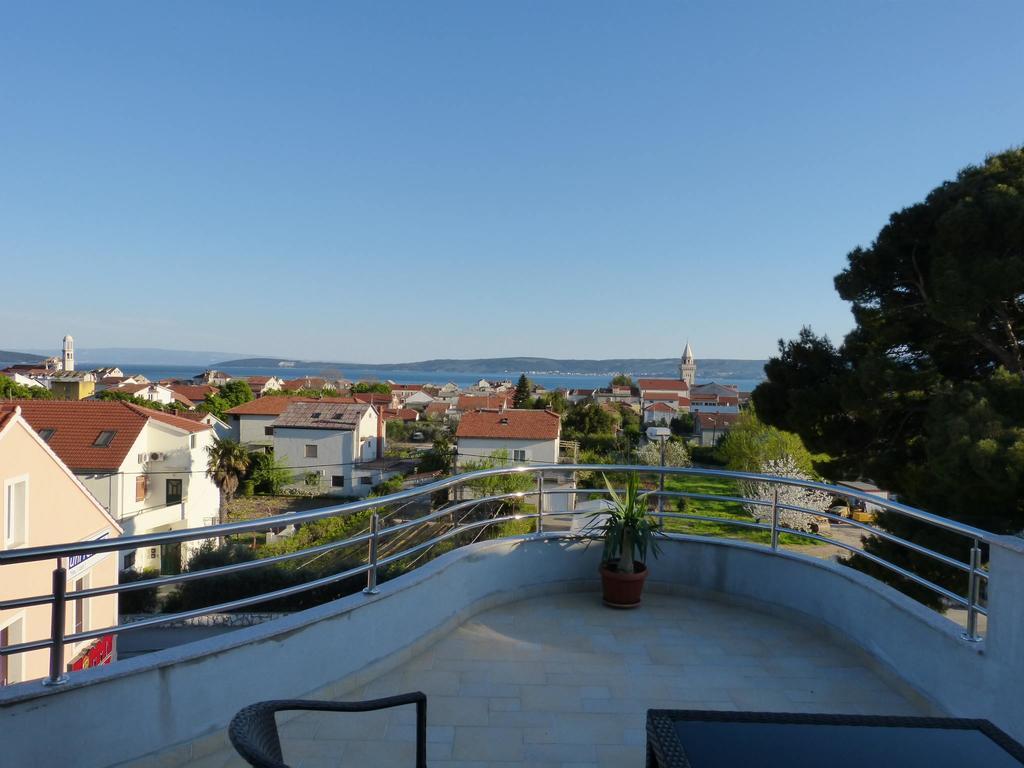 Apartment Grabovac Kaštela Екстериор снимка