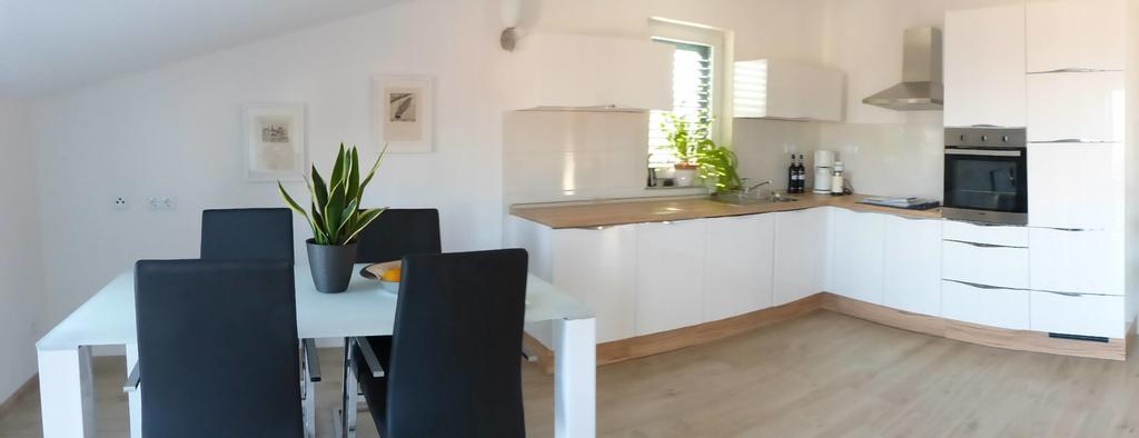 Apartment Grabovac Kaštela Екстериор снимка