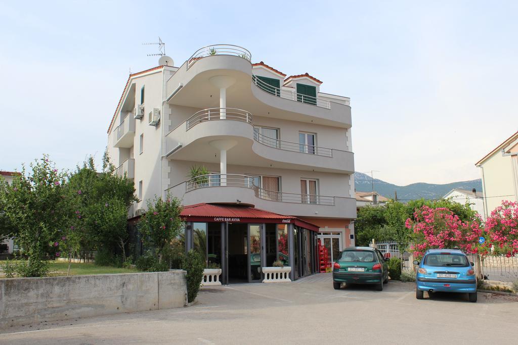 Apartment Grabovac Kaštela Екстериор снимка